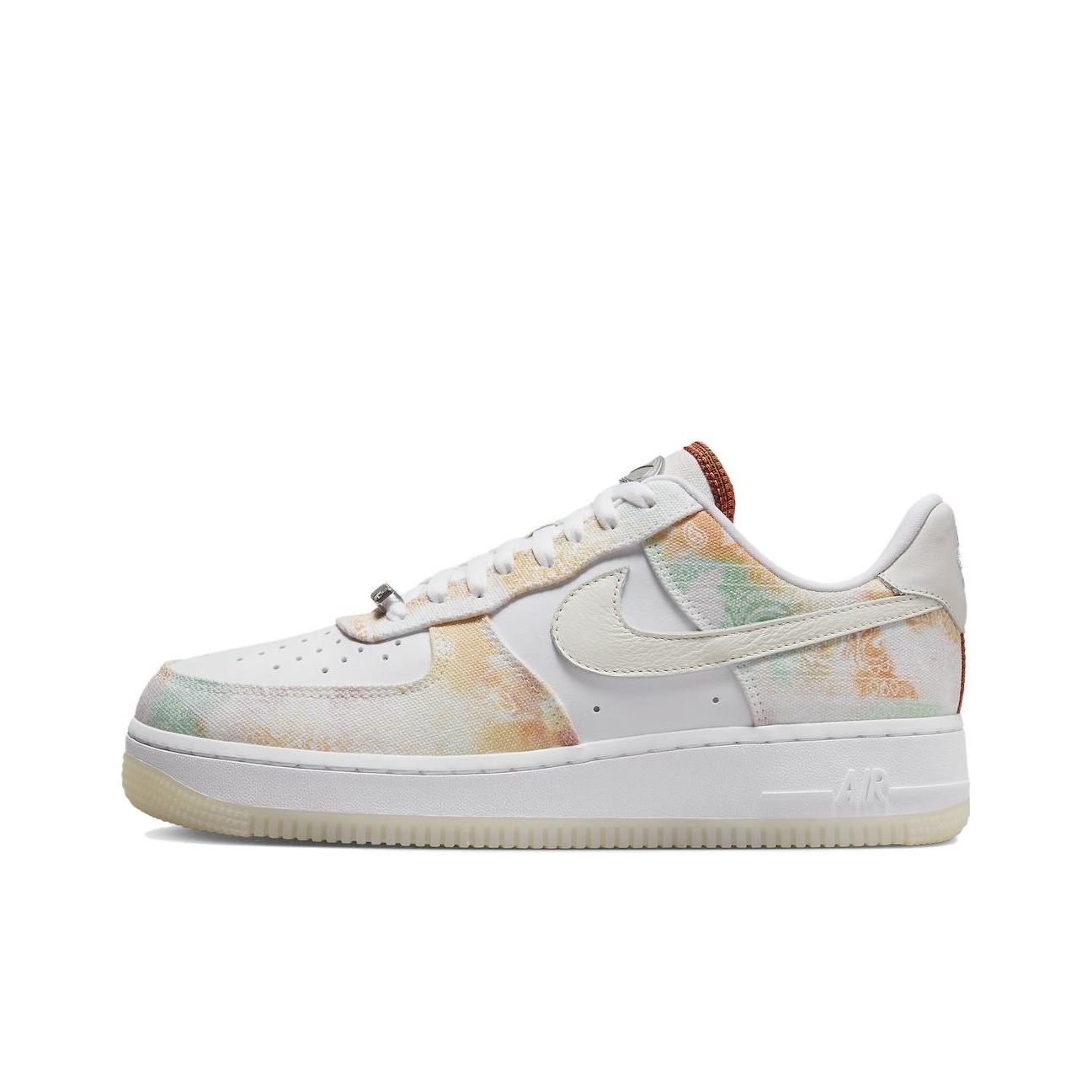 Nike Air Force 1 Low Top Scarp - Nike Shoes Air Force 1 recensione e prezzo